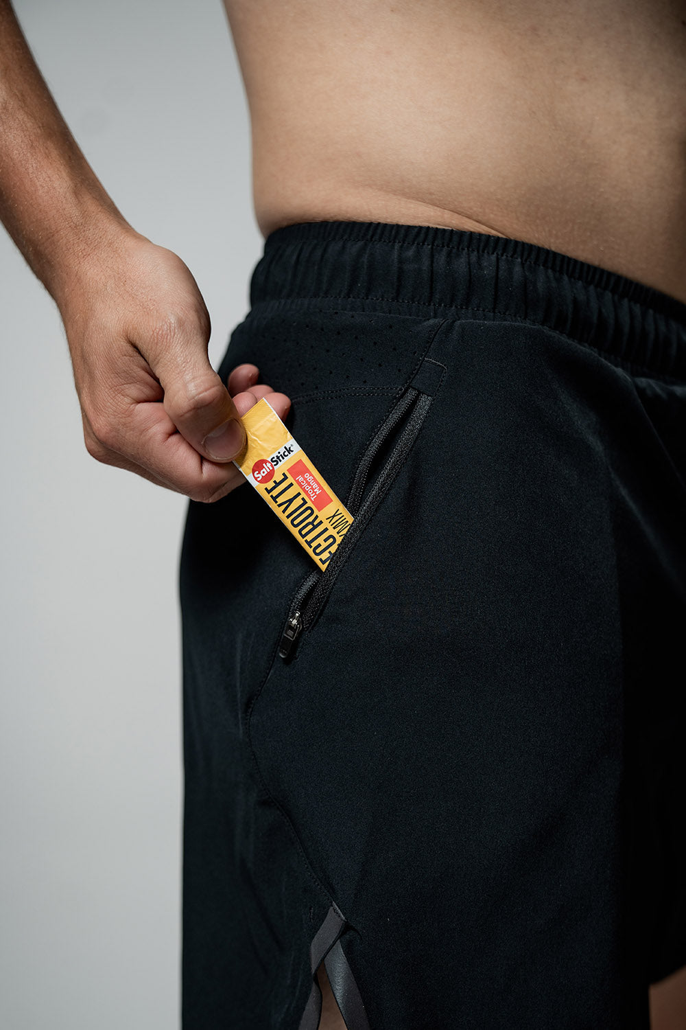 Men's Pacer 6" Run Shorts (Black)