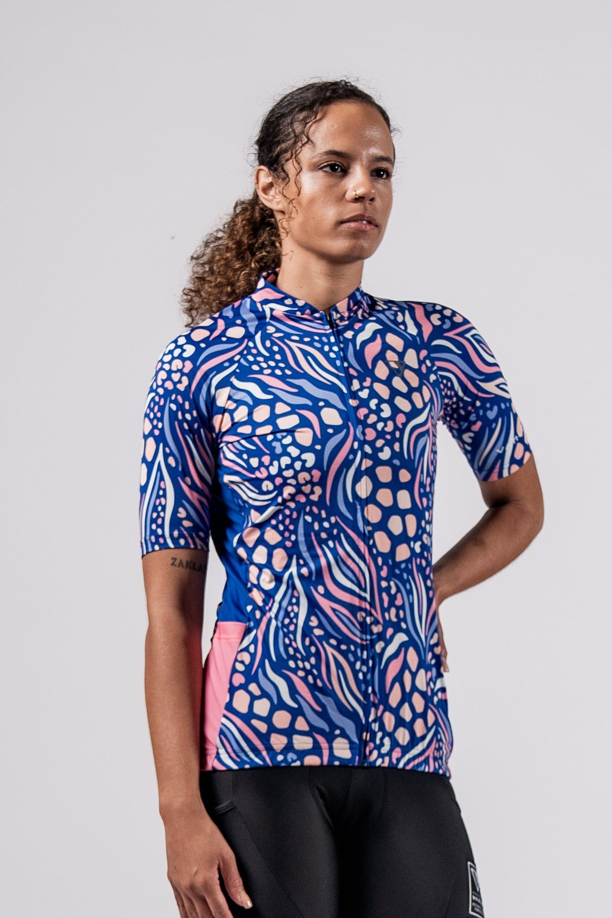 Pioneer Gravel Cycling Jersey (Levi Blue) - Women's